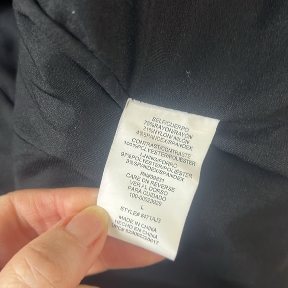 XOXO Zipper Pockets Blazer - Picture 6 of 7